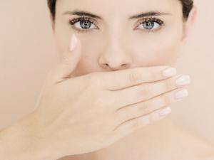 舌頭發麻是什么原因？舌頭發麻吃什么藥