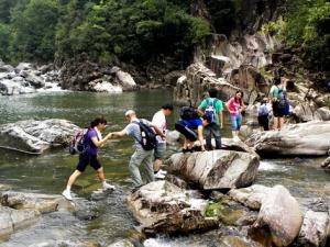 溯溪的技巧有哪些？溯溪的好處有哪些？