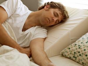 為啥會(huì)感覺(jué)燒心？老燒心多喝點(diǎn)蘆薈汁