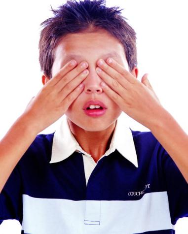 劇迷瘋狂追劇:不眠不休看電視劇,吃仙丹,模仿濟公上吊,躲進衣柜想“穿越”