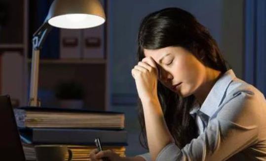 引起脂肪瘤的原因有哪些?患脂肪瘤有哪些危害?