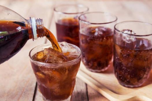 喝可樂真的可以消結石嗎?可樂喝多了會長結石還是消結石