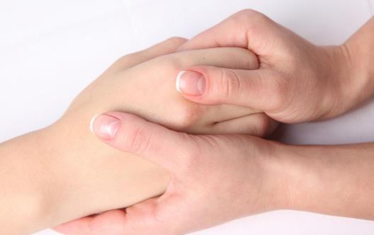 免洗手消毒液可以放車上嗎?免洗手消毒液一天能用幾次