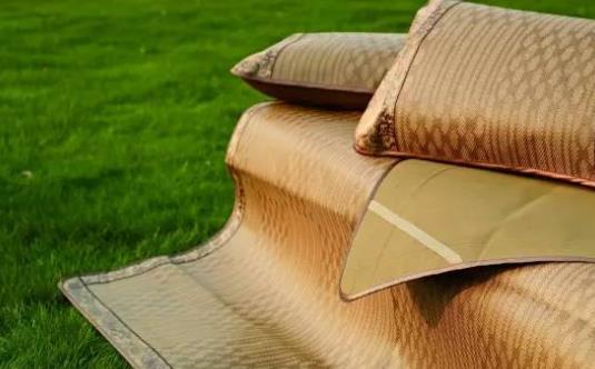 冰絲涼席怎么清洗和保養?怎么選購冰絲涼席?