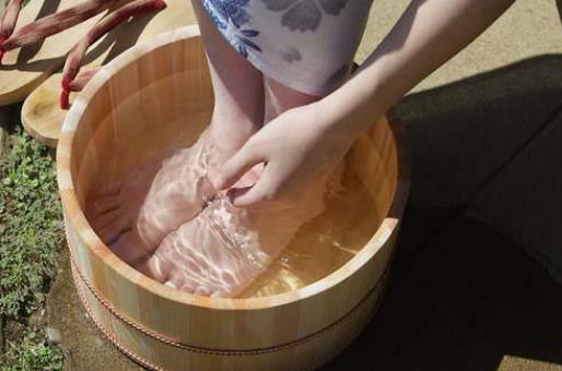 白醋可以泡腳嗎?白醋怎么泡腳?