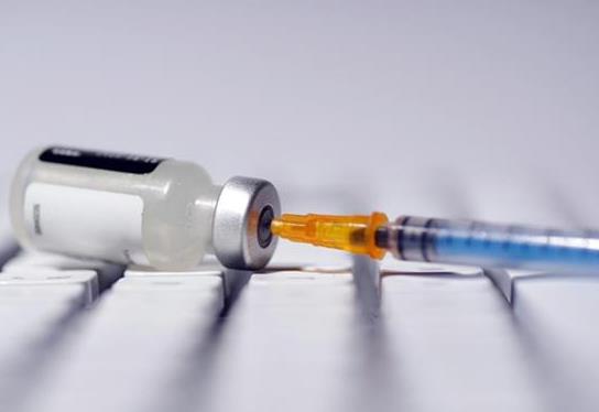 打完疫苗過一天后喝酒有事嗎?吃瀉藥能打新冠疫苗嗎?