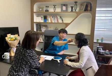 韓國院長李炳澮在美憬坐診嗎?做鼻修復怎么樣?