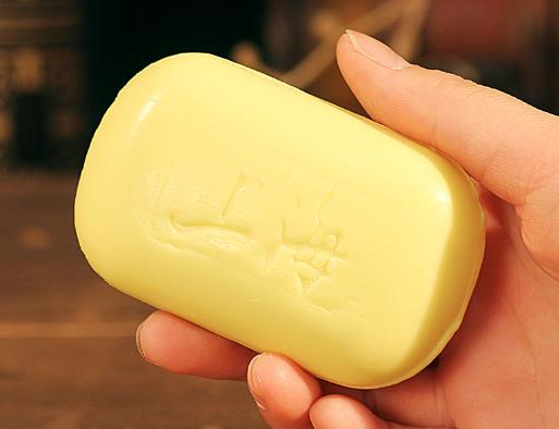 有頭皮屑用洗硫磺皂效果好嗎?硫磺皂適合多大的人用?