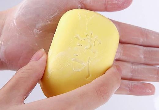 使用硫磺皂要注意什么?臉上有痘痘能用硫磺皂洗臉嗎?