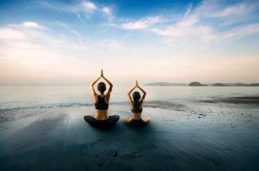 剛開始練瑜伽需要每天練嗎?初學瑜伽可以練空中瑜伽嗎