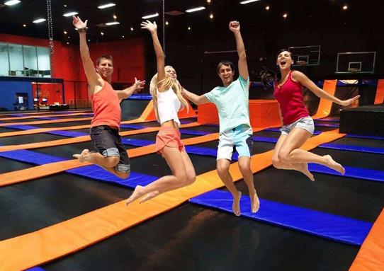 健身強(qiáng)度大晚上睡不著是怎么回事?每天鍛煉反而越來(lái)越累怎么辦?