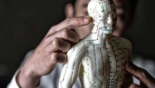 論歧黃之道,謀蒼生之福_記腫瘤名醫韓秋榮