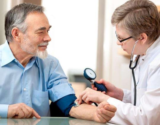 感覺骨頭疼是不是痛風(fēng)?痛風(fēng)怎么治療最有效