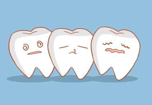 使用美白牙貼前要刷牙嗎?美白牙貼過期一兩個月了能用嗎