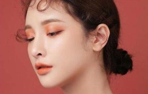 菜鳥必備的化妝技巧 能夠提亮妝容的化妝小技巧