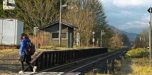 世界上最孤獨的車站:上白滝站,3年只守護一個女孩上學
