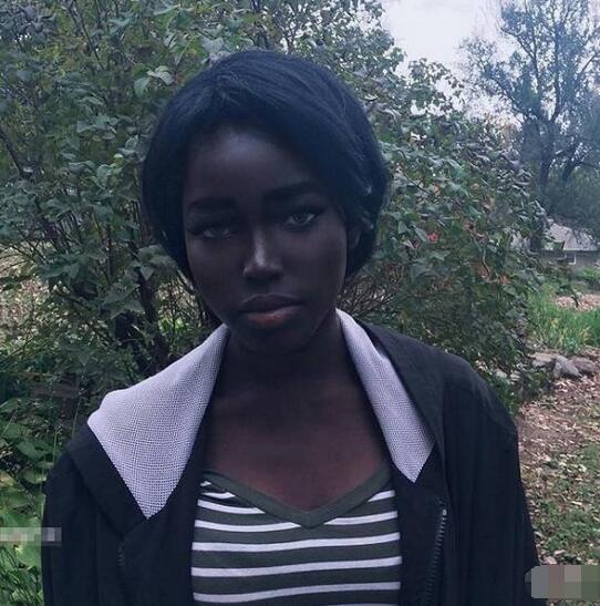 世界最漂亮的非洲黑人美女Lolita,罕見的黑人高鼻梁