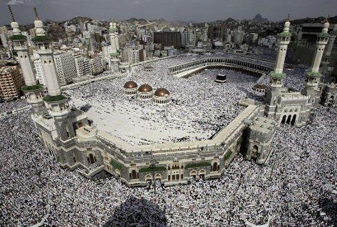 世界上最大的清真寺,麥加大清真寺占地35萬平方米!