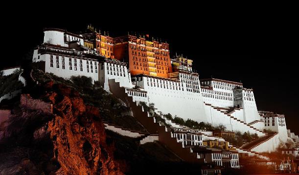 世界上海拔最高的建筑群 布達拉宮海拔有多高