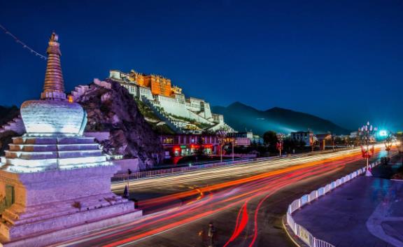 世界上海拔最高的建筑群 布達拉宮海拔有多高