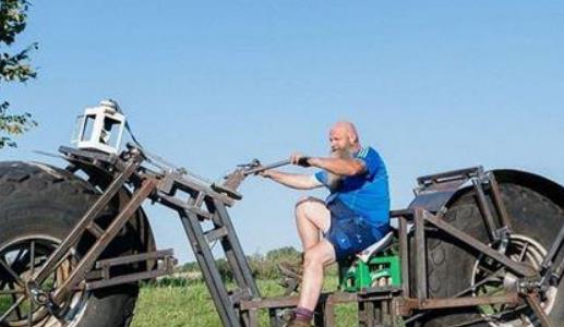 世界上最重的摩托 重量接近1噸