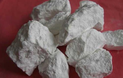 世界上最軟的石頭 滑石用手指就可以刮下粉末