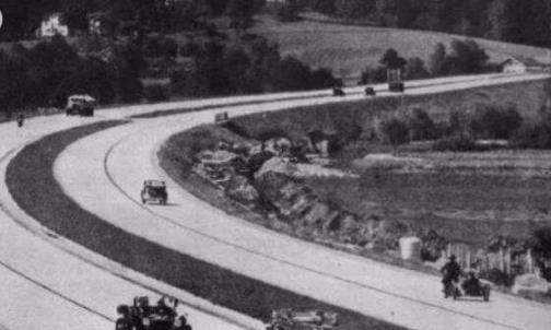 世界上第一條高速公路 希特勒領導建立了第一條高速路