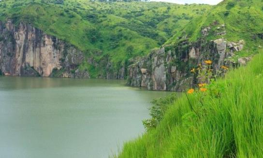 世界上最致命的湖泊 非洲殺人湖一個晚上殺死1700人