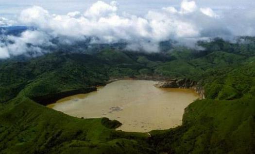 世界上最致命的湖泊 非洲殺人湖一個晚上殺死1700人