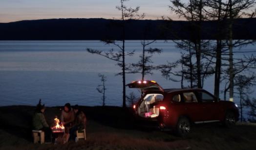 世界最深的湖泊 貝加爾湖湖底最深處達(dá)1637米