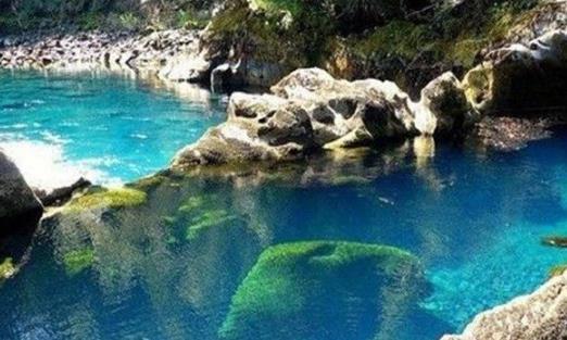 世界最干凈的湖泊之一 拉特黑德湖水底清晰可見