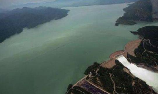 世界上最大水壩 塔貝拉壩壩頂長2743米 壩體體積1.21億立方米