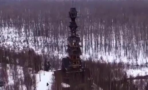 世界上最奇特的木屋串 高達(dá)56米好像婚禮蛋糕