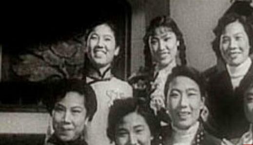 中國最早的春節聯歡晚會 1983年春晚(錢學森梅蘭芳參加)