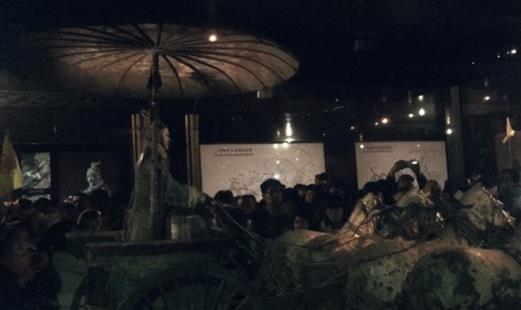 現(xiàn)存世界最大的銅御官俑 秦始皇陵銅御官俑高51厘米