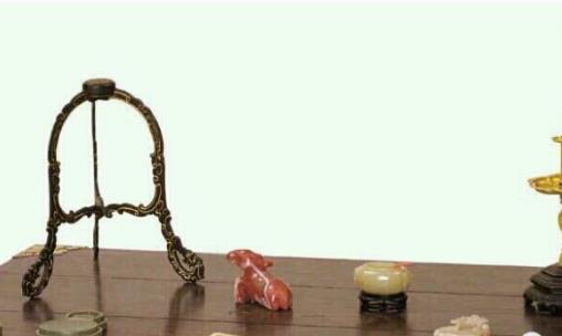 世界僅有的皇帝旅行文具箱桌 清代乾隆的折疊式旅行文具箱