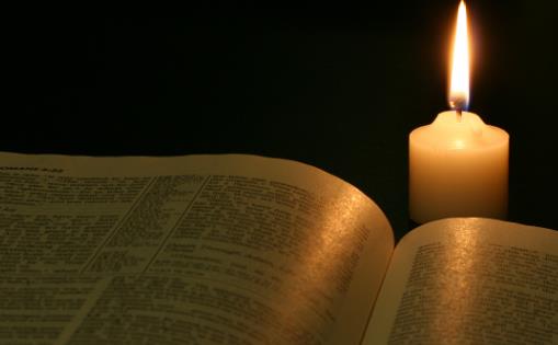 世界上流傳最廣的書 圣經(jīng)翻譯成九百二十多種語言