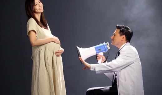 舉辦過最多演唱會的歌手 張學友2007年3月-2008年1月就舉辦105場