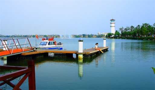 中國最大城中湖 面積47.6平方公里的湯遜湖