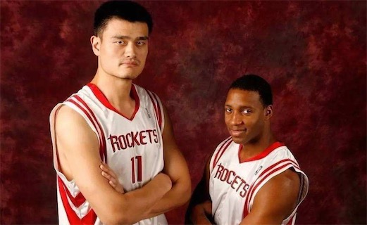 NBA最高的狀元 2002年NBA狀元姚明2.26米