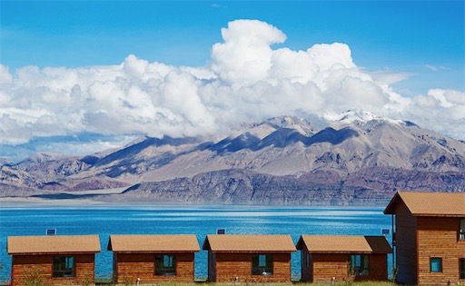 世界上最奇特的湖 班公湖一半咸水一半淡水