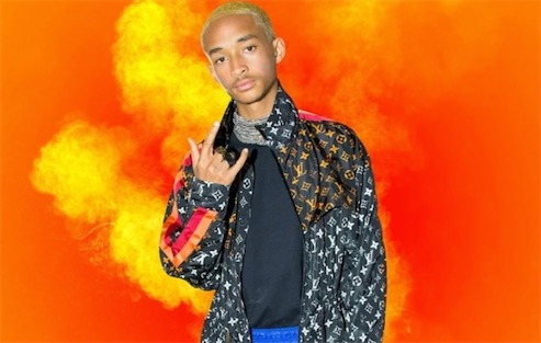 銷(xiāo)售量最大的新聞雜志 《時(shí)代》6個(gè)月內(nèi)在美國(guó)本土就發(fā)行了406萬(wàn)冊(cè)