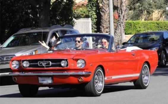 卡戴珊家族23歲肯豆榮獲年度“最賺錢模特” 年收入上億力壓眾超模