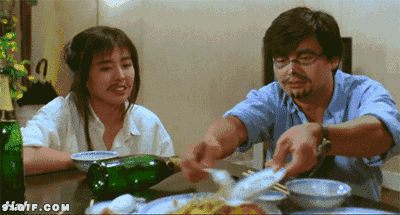 東北飯桌上最招人膈應的十種人:嗦嘍筷子,扒拉菜的,打嗝放屁等