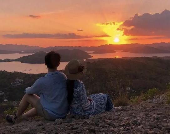 女朋友為什么總是生氣?女朋友喜歡咬我怎么辦