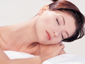 拒絕安眠藥-干酸櫻桃提高你的睡眠質量