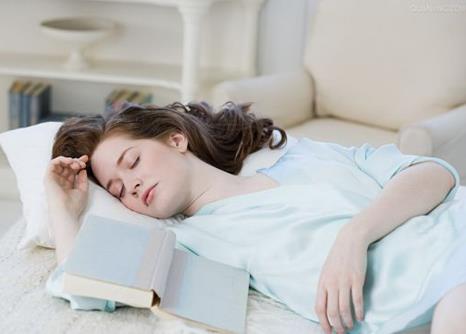 說夢話是一種病嗎?人為什么晚上老愛說夢話