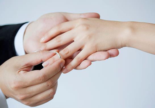 �鷿��Ů���I����ô���H������400����Y����ô���H