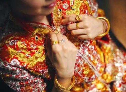 香港買三金和內地有什么區別?結婚三金去香港買便宜嗎