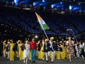 奧運(yùn)會(huì)開(kāi)幕式入場(chǎng)遭“闖入” 女子闖入印度代表隊(duì)